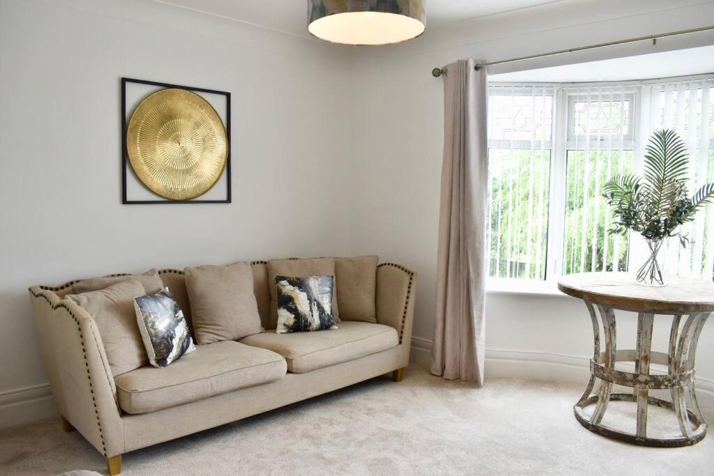2 Bedroom Apartment In Gateshead Buitenkant foto