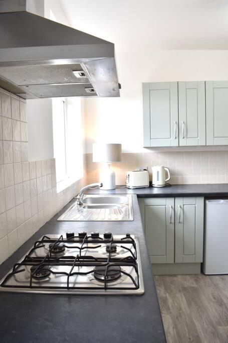 2 Bedroom Apartment In Gateshead Buitenkant foto